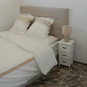 https://los-cristianos-guincho-tenerife.in-canary-islands.com
